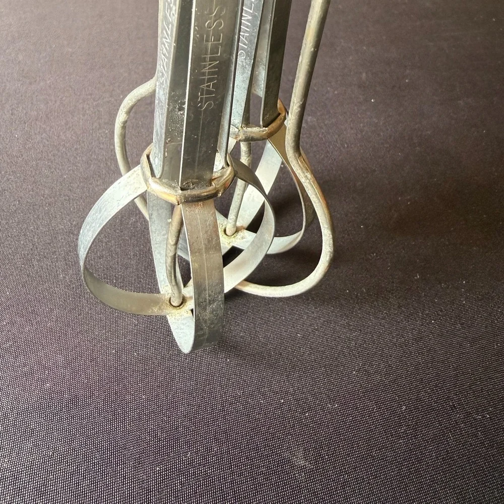 Vintage LADD Universal Hand Crank Egg Beater‎ Green Handle USA Manual Mixer